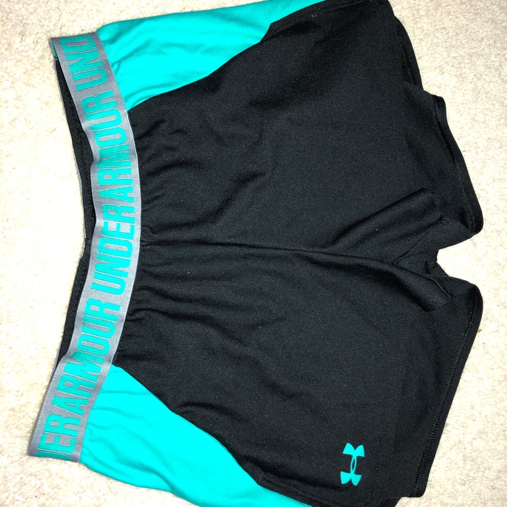 pockets and labeled waistband